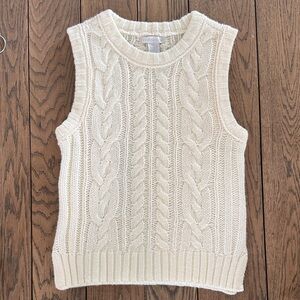 Cable Knit Sleeveless Sweater - Cream
